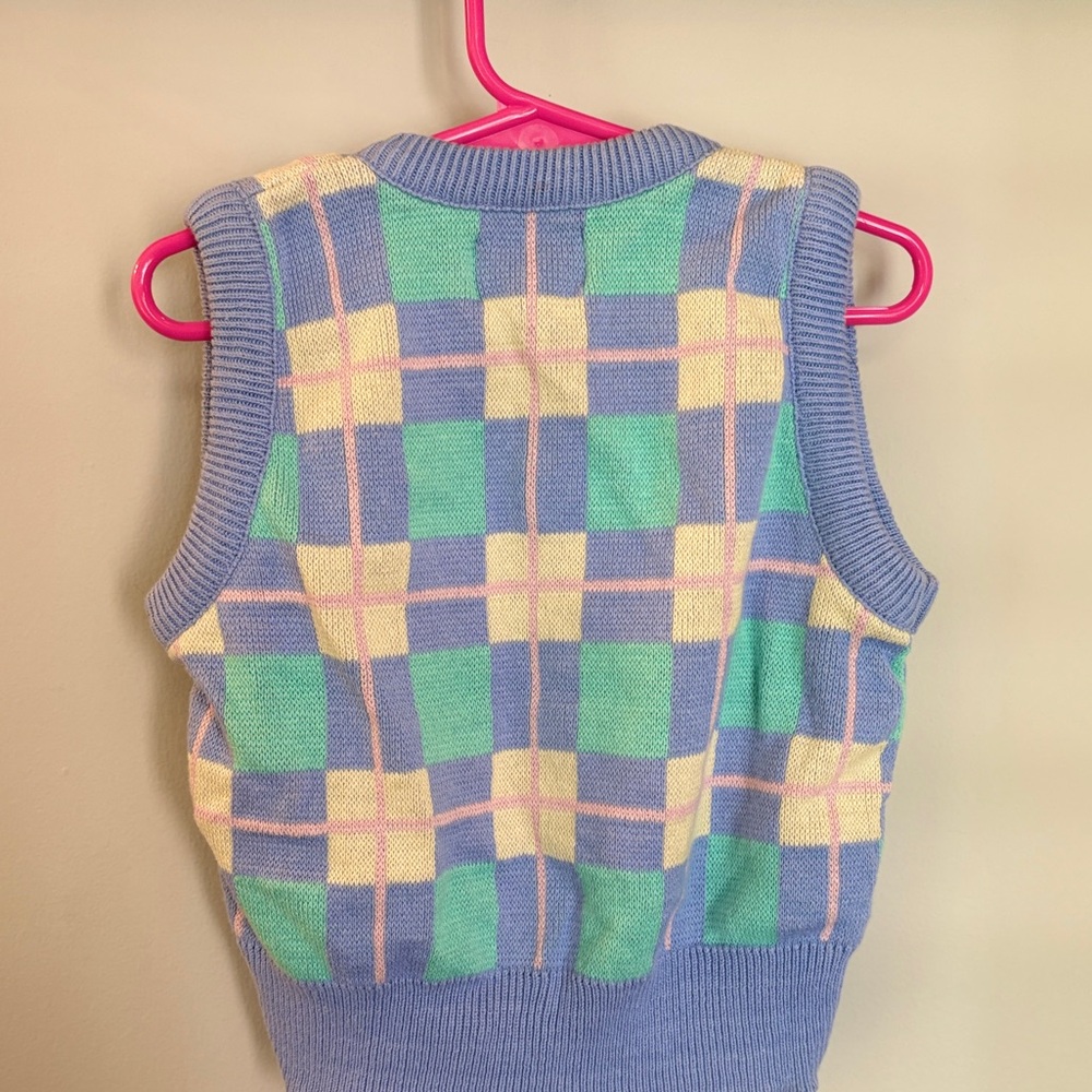 Vintage 90s Kids Knit Sweater Vest – Kitestrings – Pastel Plaid – Size 5/6 - Picture 5 of 7